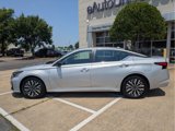 Used 2024 Nissan Altima 2.5 SV image 3