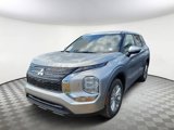 New 2025 Mitsubishi Outlander ES image 2