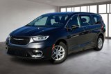 Used 2023 Chrysler Pacifica Touring-L image 2