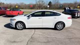 Used 2016 Ford Fusion SE image 2