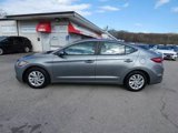 Used 2017 Hyundai Elantra SE image 2
