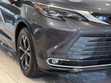 New 2025 Toyota Sienna Platinum image 4