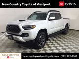 Used 2022 Toyota Tacoma TRD Sport image 3