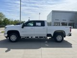 Used 2024 Chevrolet Silverado 3500 LT image 2