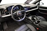 Certified 2025 Porsche Cayenne image 4