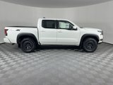New 2025 Nissan Frontier PRO-4X w/ Pro Premium Package image 5