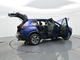 Used 2023 Nissan Rogue SV image 4