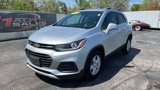 Used 2017 Chevrolet Trax LT w/ LT Convenience Package image 3