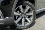 New 2025 Honda Pilot Touring image 2