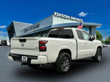 Used 2025 Nissan Frontier SV w/ SV Convenience Package image 4