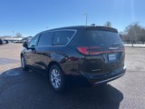 New 2025 Chrysler Pacifica Select image 5
