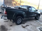 Used 2010 Toyota Tacoma 4x4 Access Cab V6 image 5
