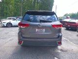 Used 2017 Toyota Highlander FWD V6 image 4