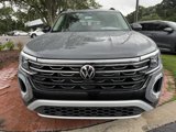 New 2026 Volkswagen Atlas Peak Edition image 2