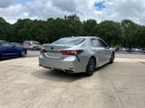 Used 2023 Toyota Camry SE image 3