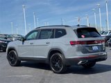 New 2025 Volkswagen Atlas SE image 3