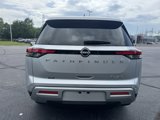 New 2025 Nissan Pathfinder SL image 6