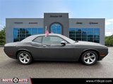 Used 2015 Dodge Challenger SXT image 6