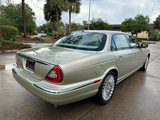 Used 2007 Jaguar XJ8 L image 3