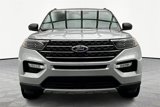 Used 2022 Ford Explorer XLT w/ Equipment Group 202A image 3