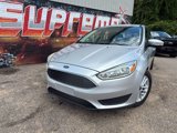 Used 2017 Ford Focus SE image 2
