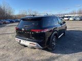 New 2025 Nissan Pathfinder Platinum w/ Cargo Package image 5