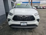 Used 2022 Toyota Highlander Platinum image 2