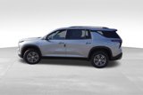 New 2025 Chevrolet Traverse LT image 6