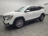 Used 2023 GMC Terrain SLT image 2