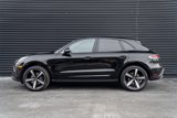 Certified 2025 Porsche Macan image 2