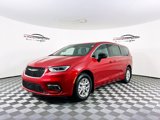 New 2025 Chrysler Pacifica Select image 4