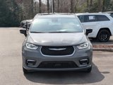 New 2025 Chrysler Pacifica Select image 2