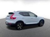 Used 2024 Volvo XC40 B5 Core image 3