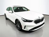 Used 2024 BMW i5 eDrive40i w/ Convenience Package image 3