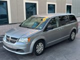 Used 2018 Dodge Grand Caravan SE image 3