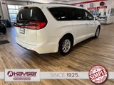 Certified 2021 Chrysler Pacifica Touring-L image 5