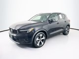Used 2025 Volvo XC40 B5 Plus image 3