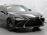 Used 2025 Lexus ES 300h w/ Premium Package image 2