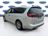 Used 2024 Chrysler Pacifica Limited image 6