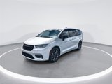 New 2026 Chrysler Pacifica Select image 4
