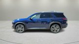 New 2025 Nissan Pathfinder Platinum image 4