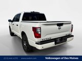 Used 2023 Nissan Titan SV image 4