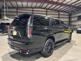 Used 2021 Cadillac Escalade ESV Premium Luxury image 5