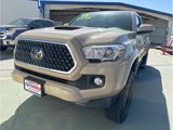 Used 2019 Toyota Tacoma TRD Sport image 3