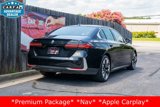 Used 2024 BMW 540i xDrive w/ Premium Package image 6