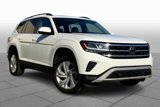 Used 2023 Volkswagen Atlas SE w/ Panoramic Sunroof Package image 2