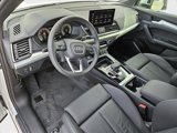 New 2025 Audi Q5 2.0T Premium image 3