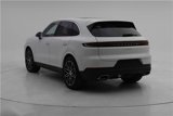 Used 2024 Porsche Cayenne image 3