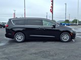 New 2025 Chrysler Pacifica Select image 5