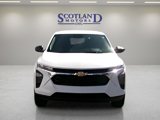 Used 2025 Chevrolet Trax LS image 3